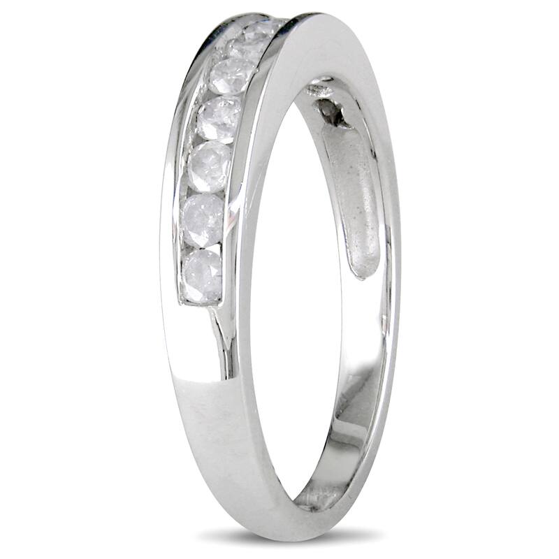 Miadora Sterling Silver 1/2ct TDW Channel Diamond Wedding Band