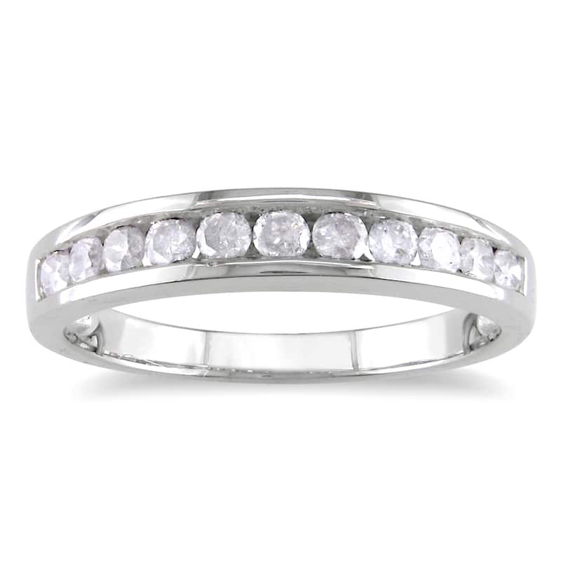 Miadora Sterling Silver 1/2ct TDW Channel Diamond Wedding Band - 7