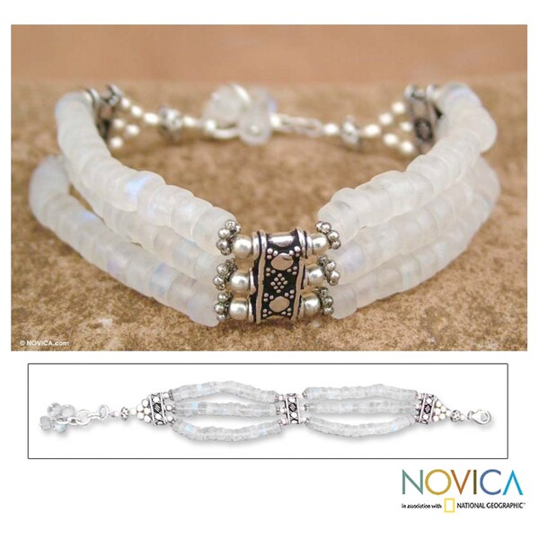 Sterling Silver 'Pure Love' Moonstone Bracelet (India)