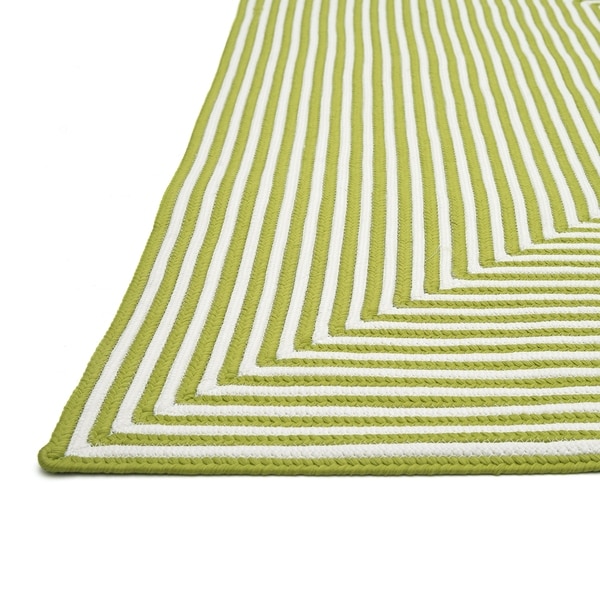 Hand-braided Cromwell Indoor/Outdoor Rug (7'6 x 9'6)
