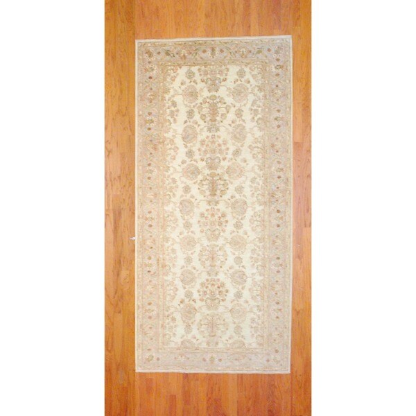 Afghan Hand-knotted Ivory/ Light Green Vegetable Dye Wool Runner (5'2 x 11'1)