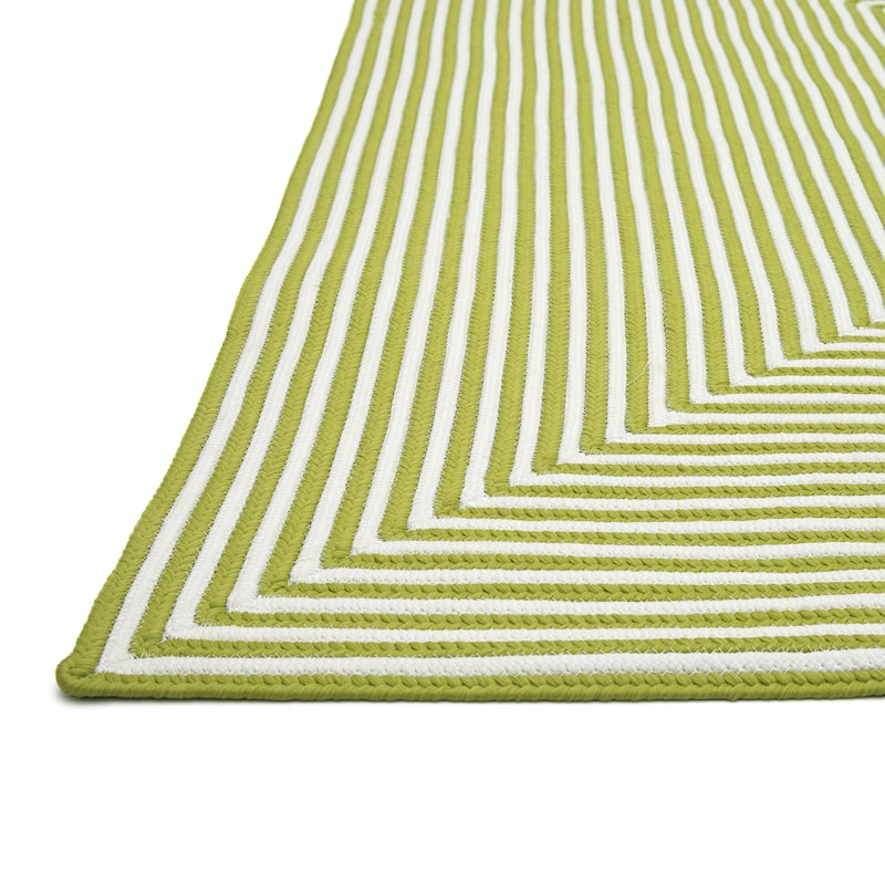 Alexander Home Hand-braided Cromwell Indoor/Outdoor Rug