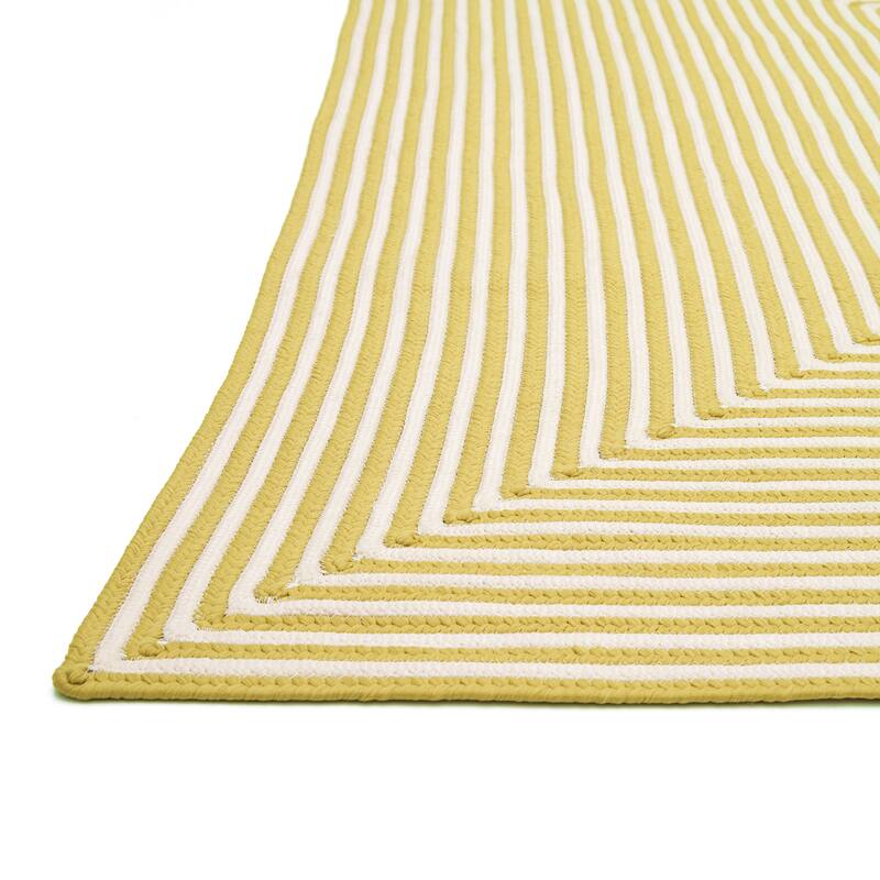 Alexander Home Hand-braided Cromwell Indoor/Outdoor Rug