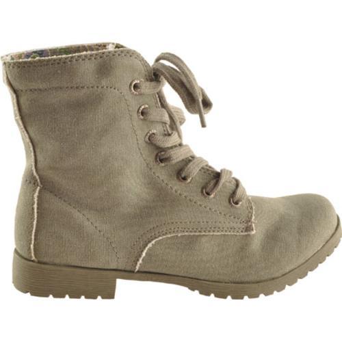 olive green levi boots