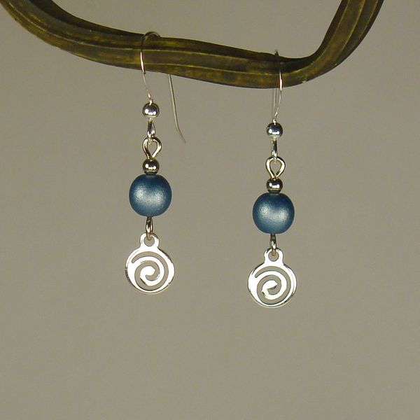 Handmade Jewelry by Dawn Blue With Silver Swirl Drop Earrings (USA)