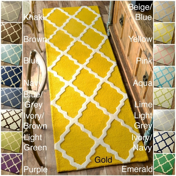 nuLOOM Handmade Alexa Moroccan Trellis Wool Runner Rug (2'6 x 8') - 2'6 x 8'