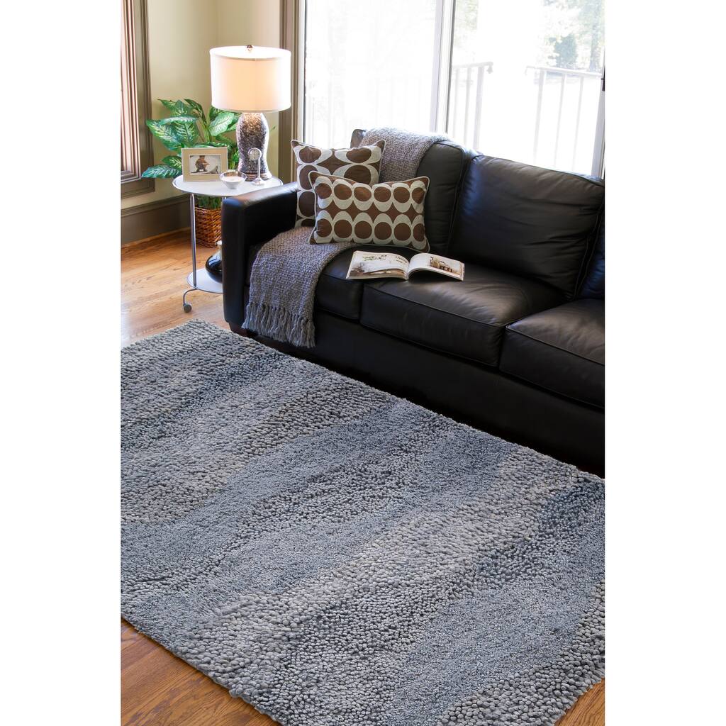Hand-woven Avon Wool Area Rug