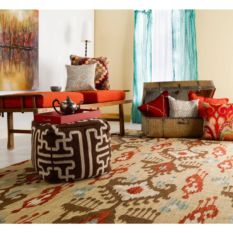 Hand-woven Lonerock Wool Area Rug