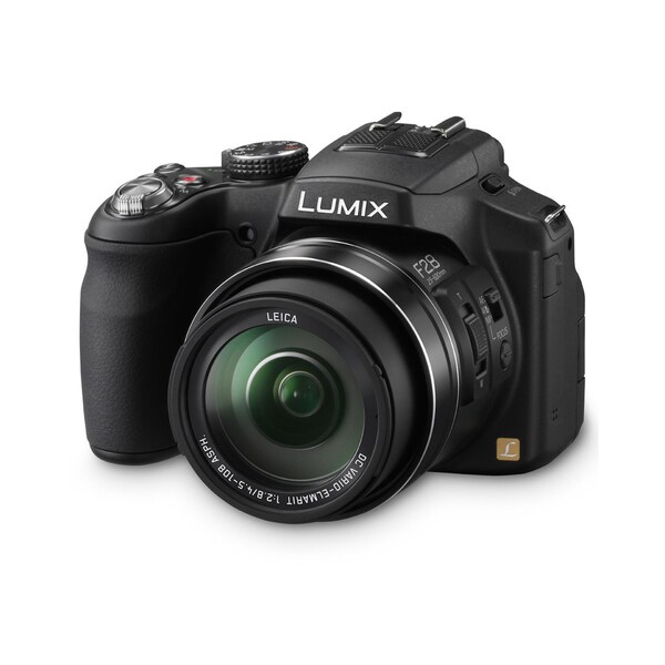 Panasonic Lumix DMC-FZ200 12.1MP Black Digital Camera Bundle