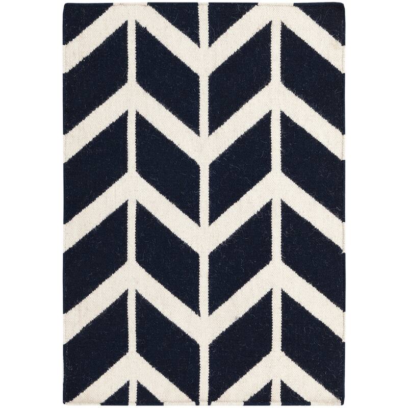 Hand-woven Mila Wool Area Rug