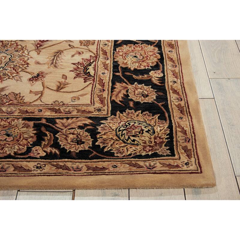 Nourison 2000 Hand-tufted Traditional Area Rug