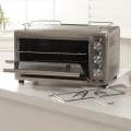 Wolfgang Puck 22-liter Heavy-duty Convection Toaster Oven with ...