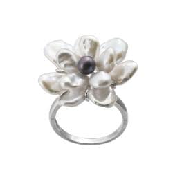   Keshi and Black Freshwater Pearl Flower Ring (6 10 mm)  