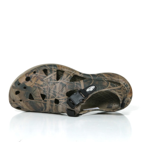 camo clogs