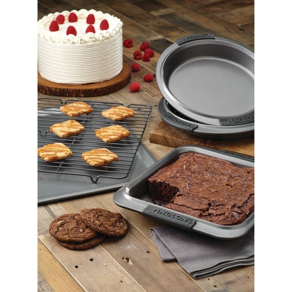 9-Inch Square Cake Pan – Anolon