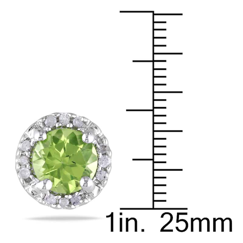 Miadora Sterling Silver Peridot and Diamond Stud Earrings (G-H, I1-I2)