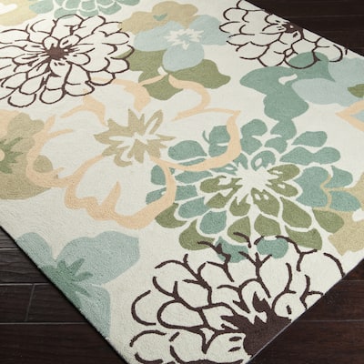 Hand-hooked Farmington Green Area Rug
