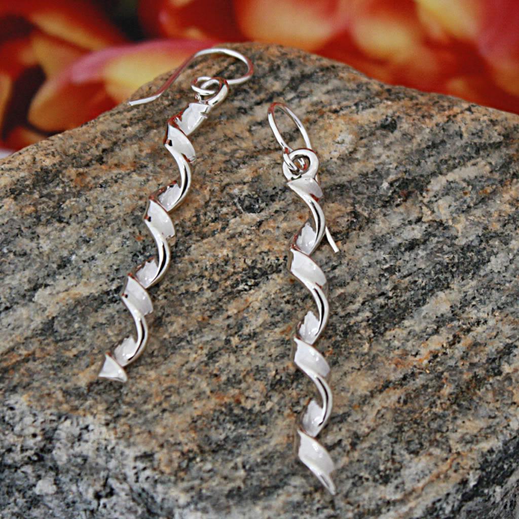 Shop Sterling Silver Linear Helix Earrings (Mexico) Free Shipping On