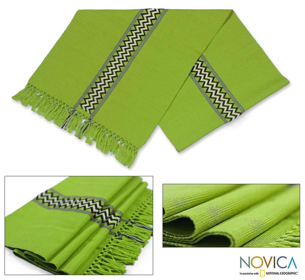 Handcrafted Cotton 'Lime Tree' Table Runner (Guatemala)