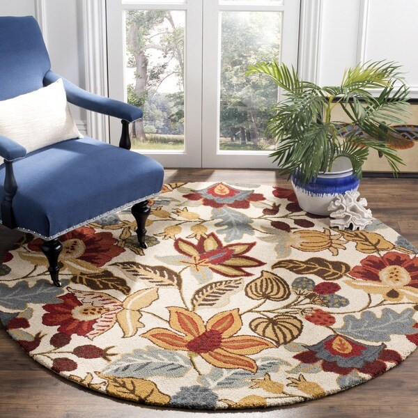Safavieh Handmade Blossom Ivory Wool Rug