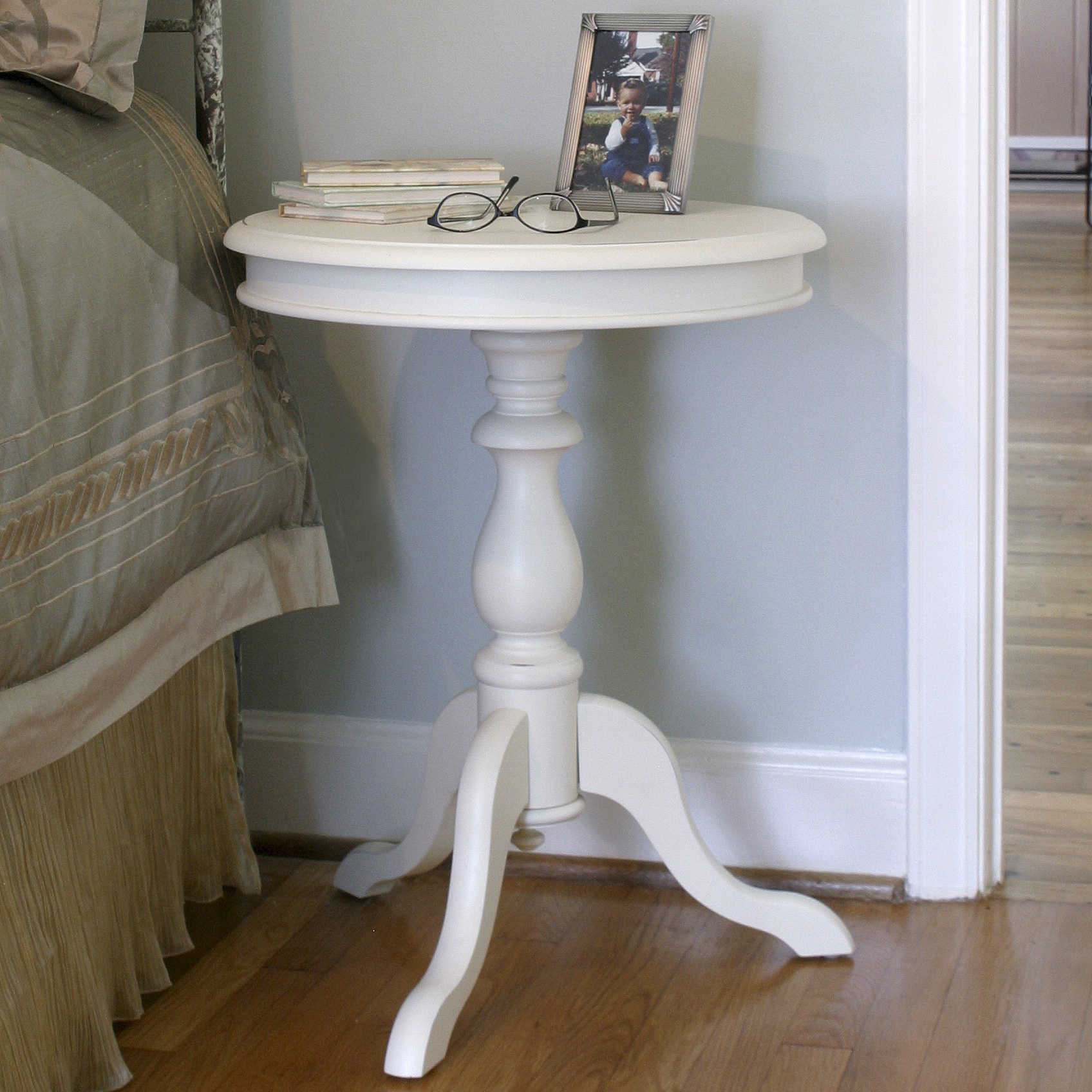 Megan Antique Ivory Accent Table OffWhite Small, Medium eBay