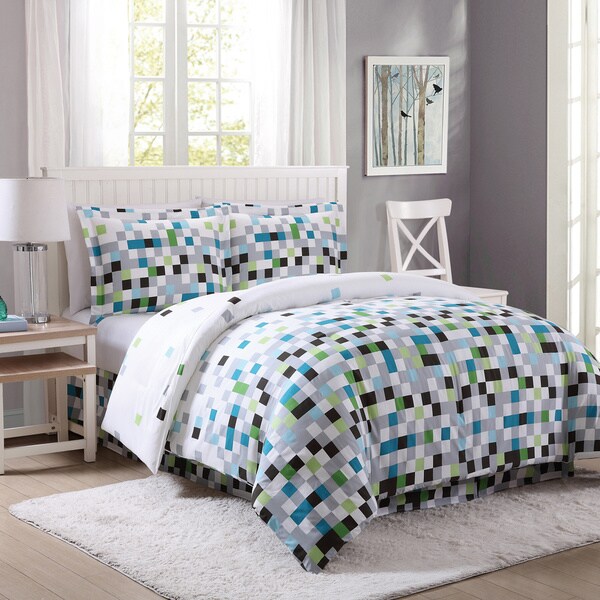Pixel 8-piece Bed in a Bag with Sheets Set