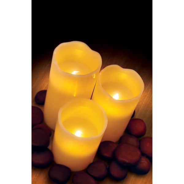 Sarah Peyton 3-piece Flameless LED Candle Set with Remote - Bed