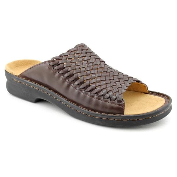 clarks narrow sandals