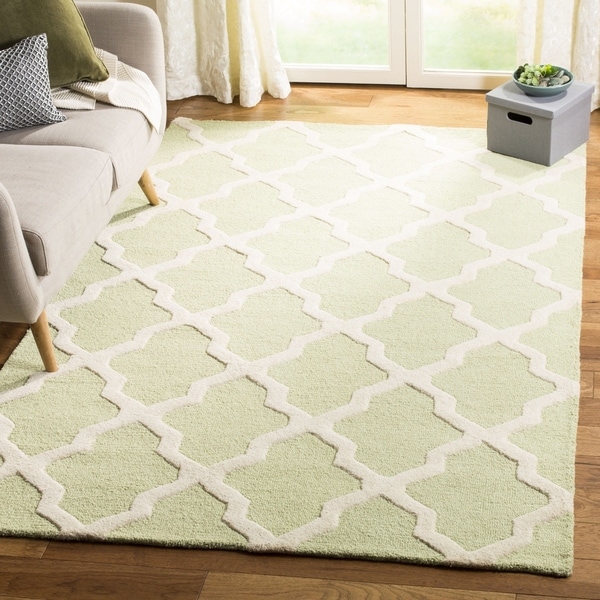 Safavieh Handmade Moroccan Cambridge Light Green Wool Rug