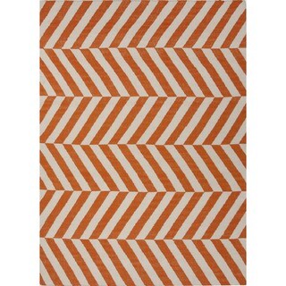 Handmade Flat Weave Stripe Red/ Orange Wool Rug (5' x 8')