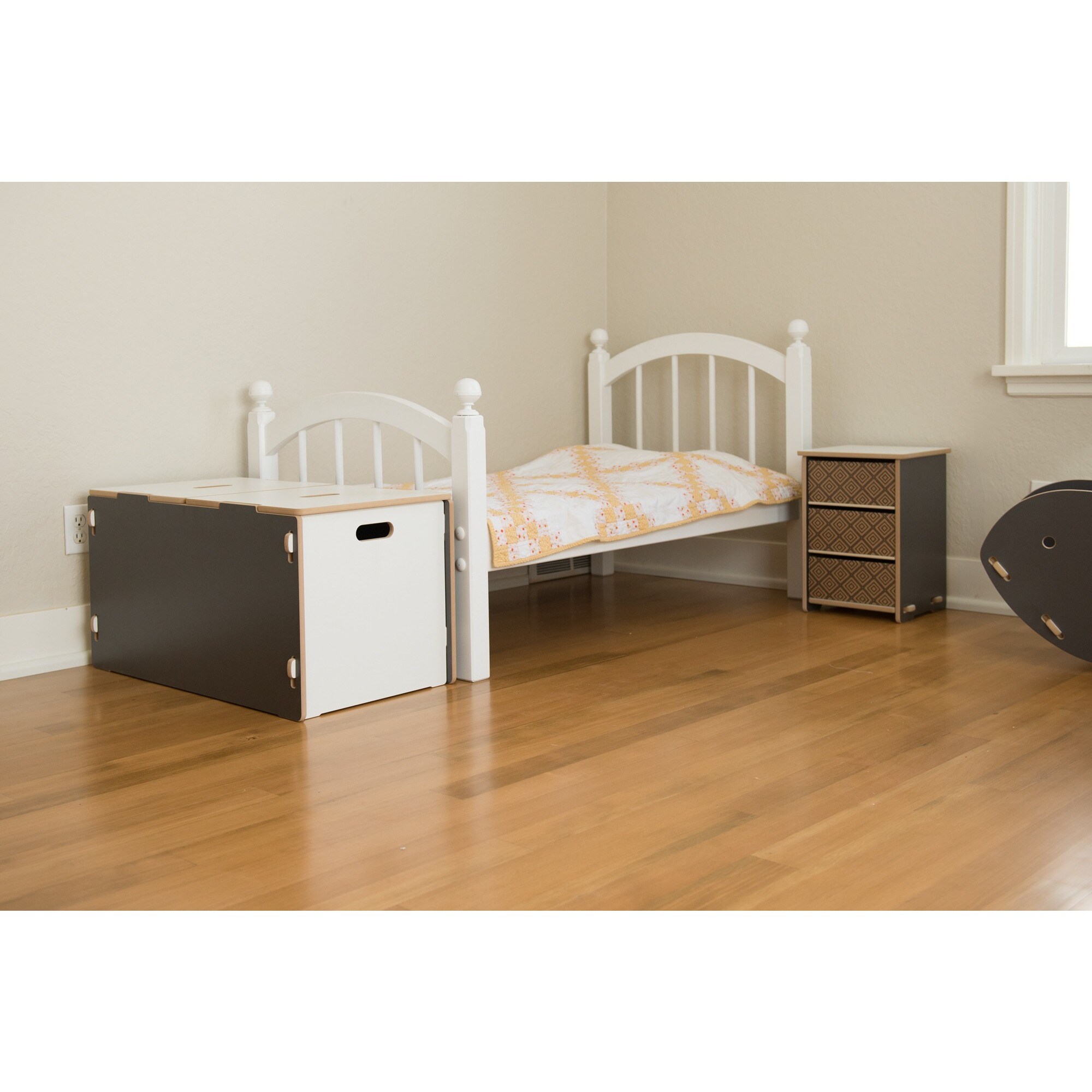 sprout toy box