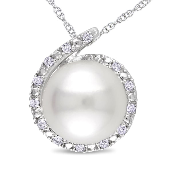 Miadora 10k White Gold FW Pearl and Diamond Necklace (8 8.5 mm) Miadora Pearl Necklaces