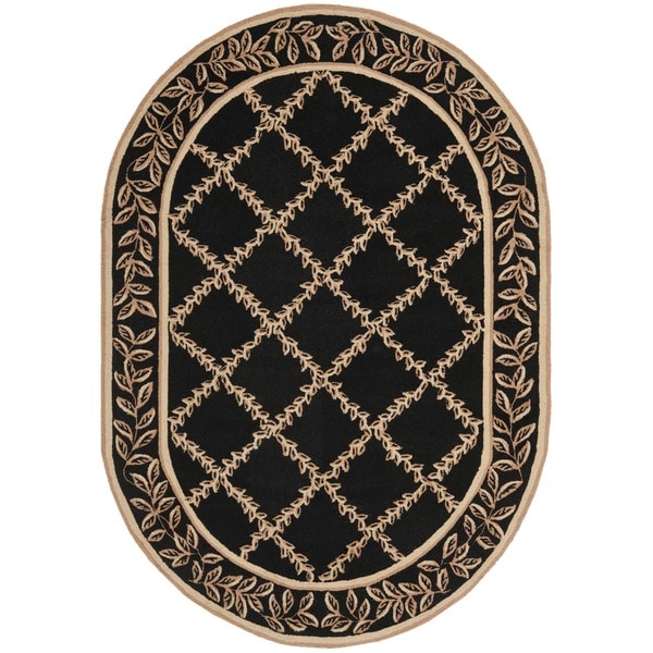 Hand hooked Trellis Black/ Beige Wool Rug (4'6 x 6'6 Oval) Safavieh Round/Oval/Square