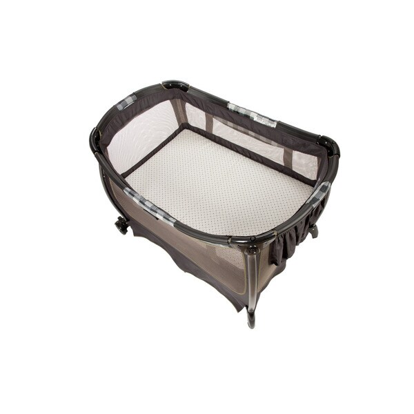 eddie bauer travel playard with bassinet changer and canopy