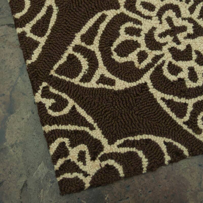 Alexander Home Hand-hooked Savannah Rug