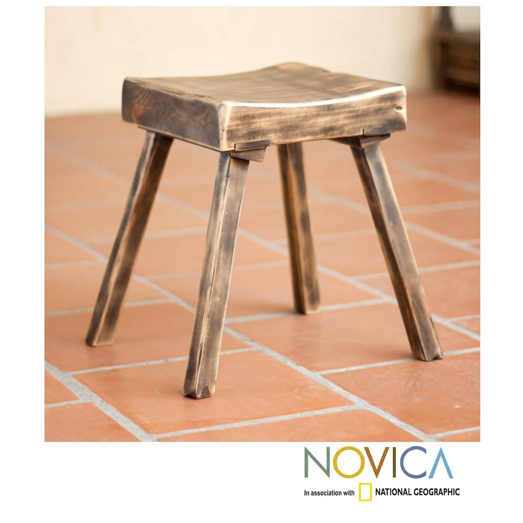 Handmade Pinewood 'Ranch House Brown' Stool (Mexico)
