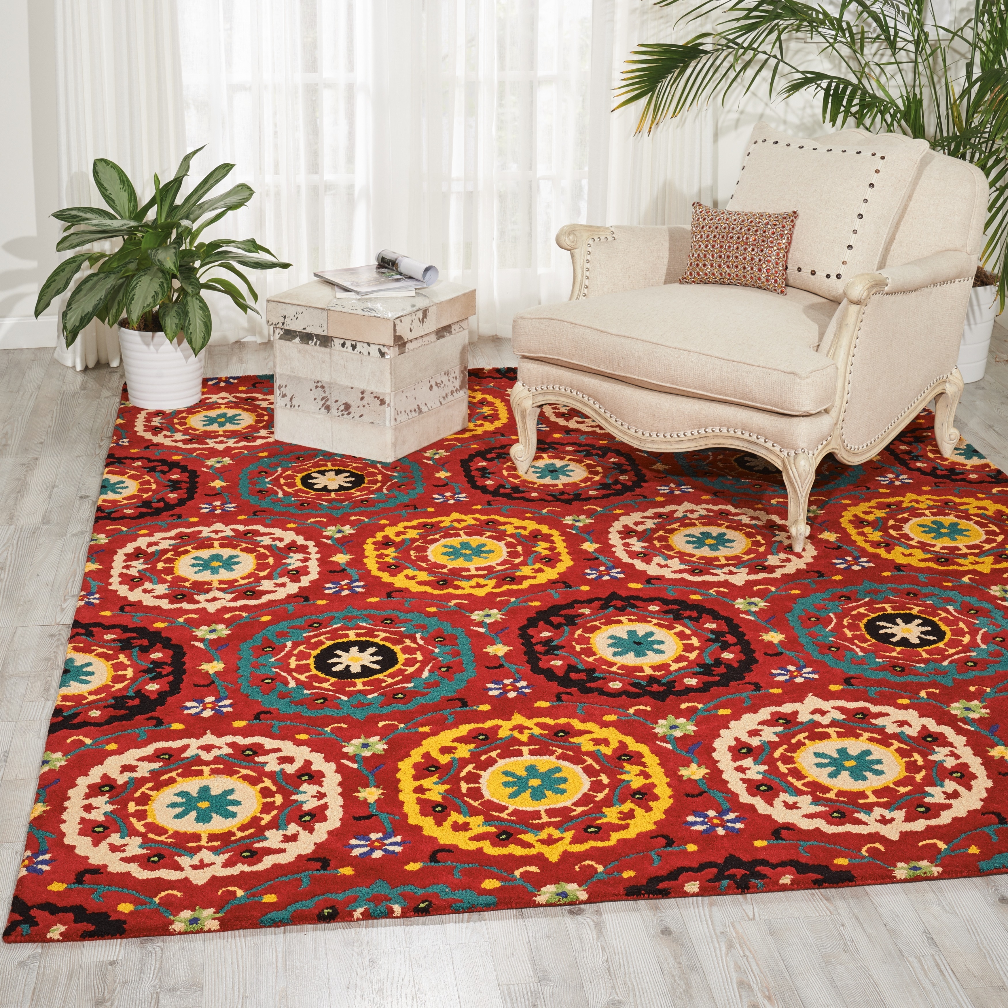 Hand tufted Suzani Red Medallion Wool Rug (53 x 75) Today $250.99
