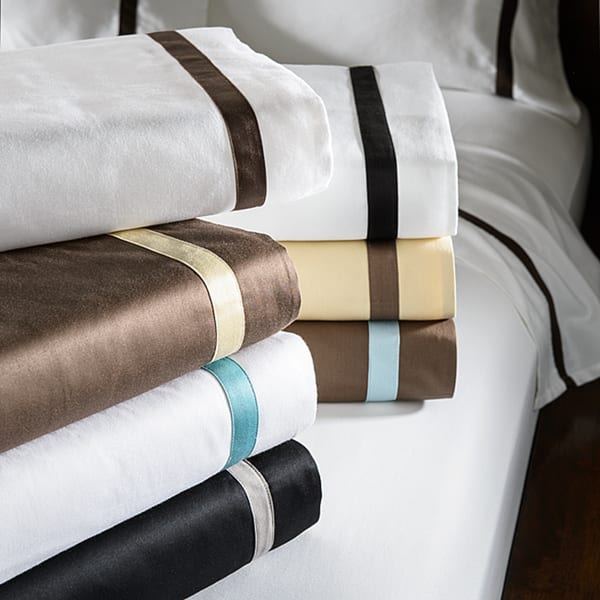 Superior 300 Thread Count Cotton Solid Hotel Border Bed Sheet