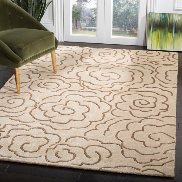 Safavieh Handmade Soho Roses Beige New Zealand Wool Rug - 9' x 12'