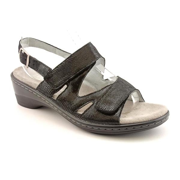 8.5 wide womens sandals