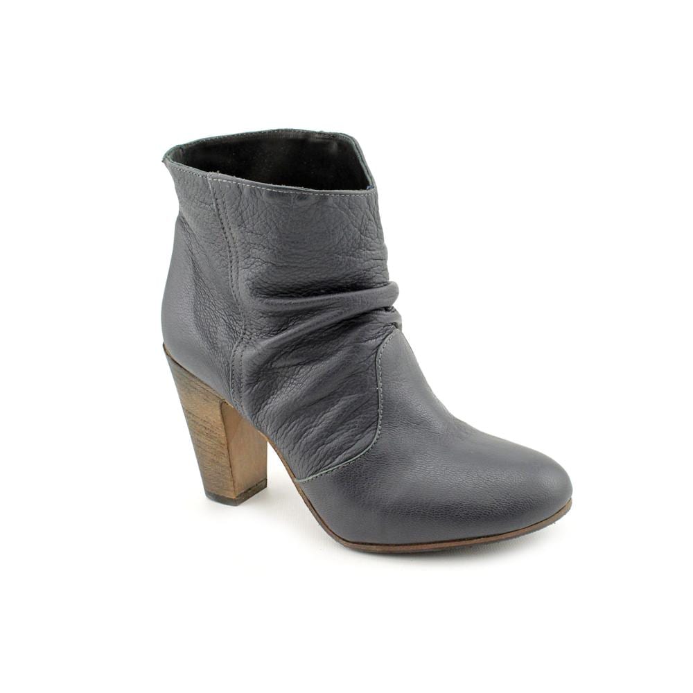 Yin Womens Atomic Leather Boots (Size 8) Today $177.99