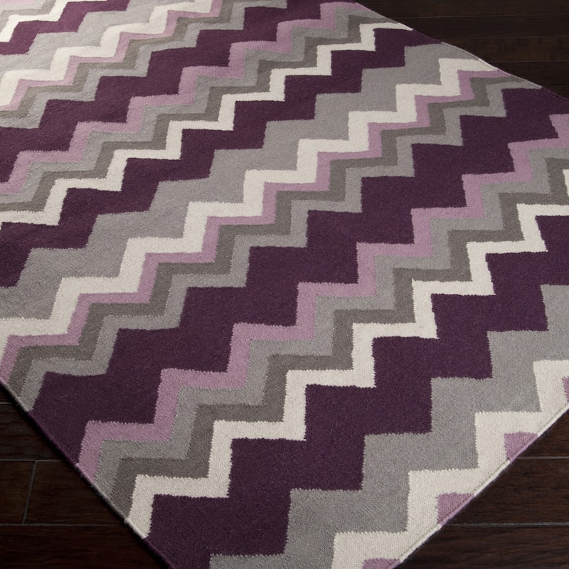 Hand-woven Chevron Wool Area Rug
