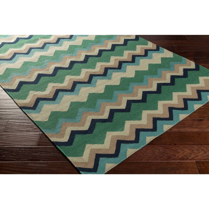 Hand-woven Chevron Wool Area Rug