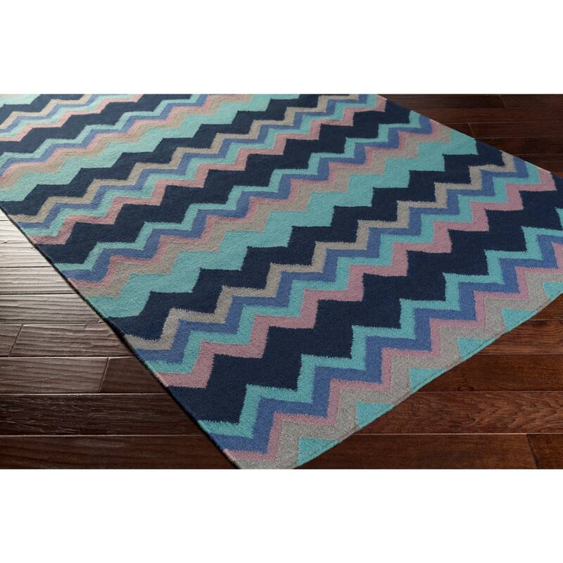 Hand-woven Chevron Wool Area Rug