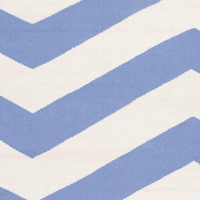 Hand-woven Spring Chevron Spring Wool Area Rug - 2' x 3'/Surplus