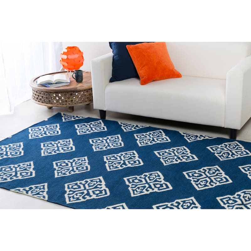 Hand-woven Almere Blue Wool Area Rug - 8' x 11'/Surplus