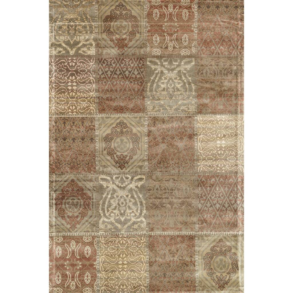 Alexander Home Natalie Traditional Distressed Patchwork Rug