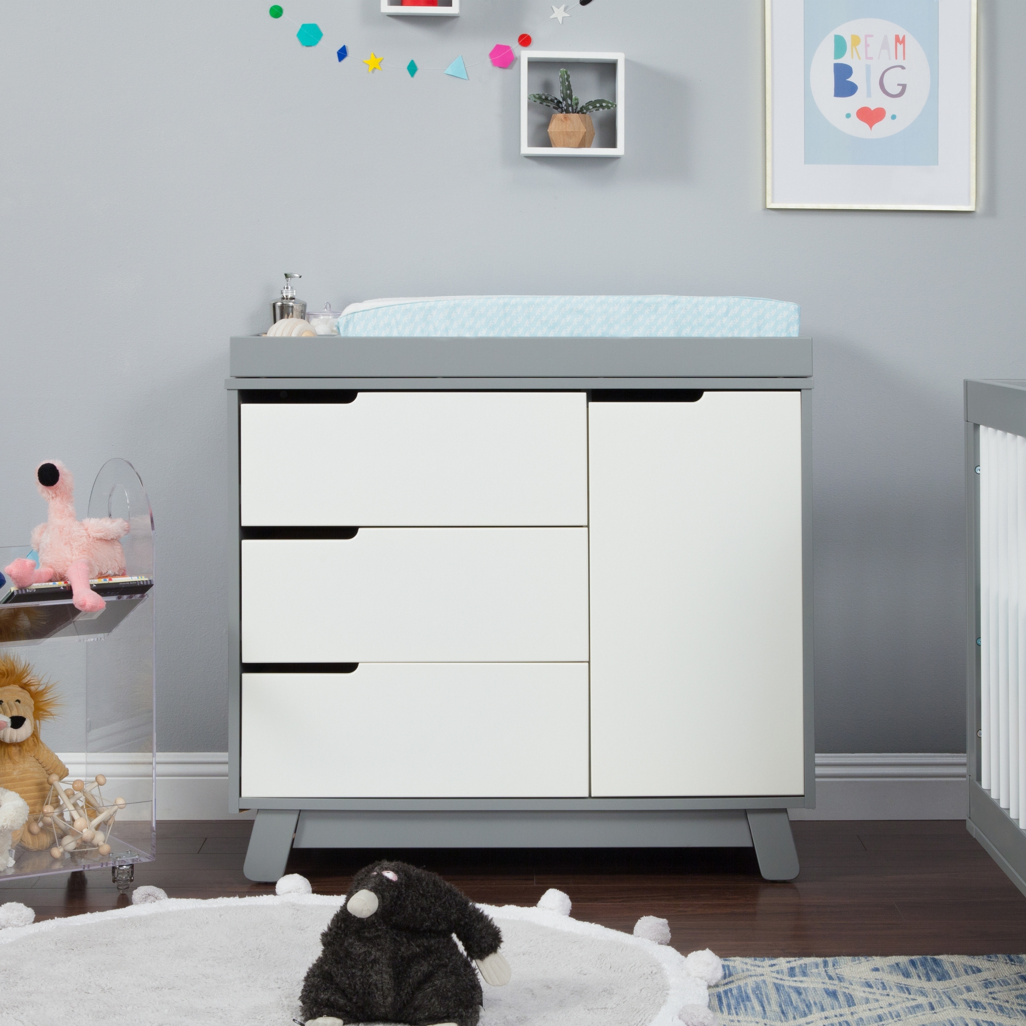 dresser with removable changing table