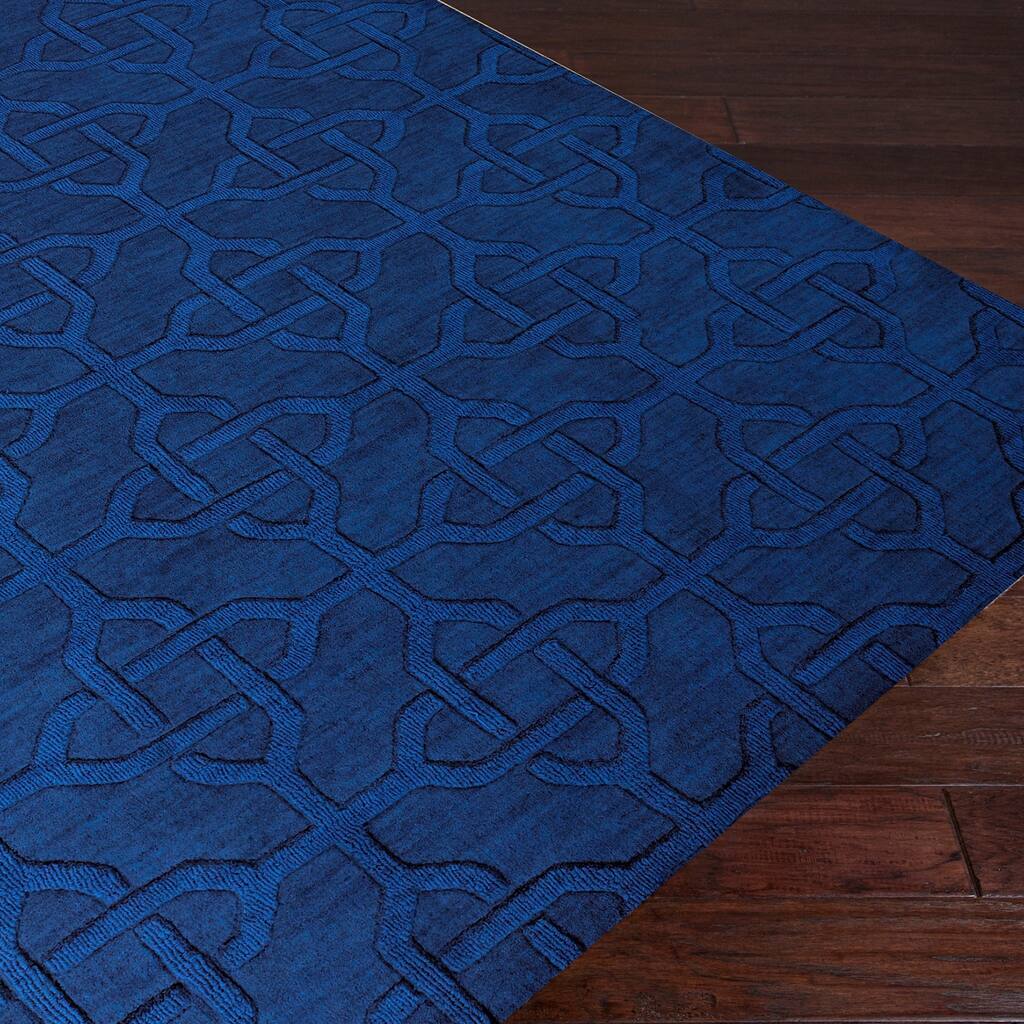 Hand-crafted Viburnum Solid Blue Geometric Wool Area Rug - 8' x 11'