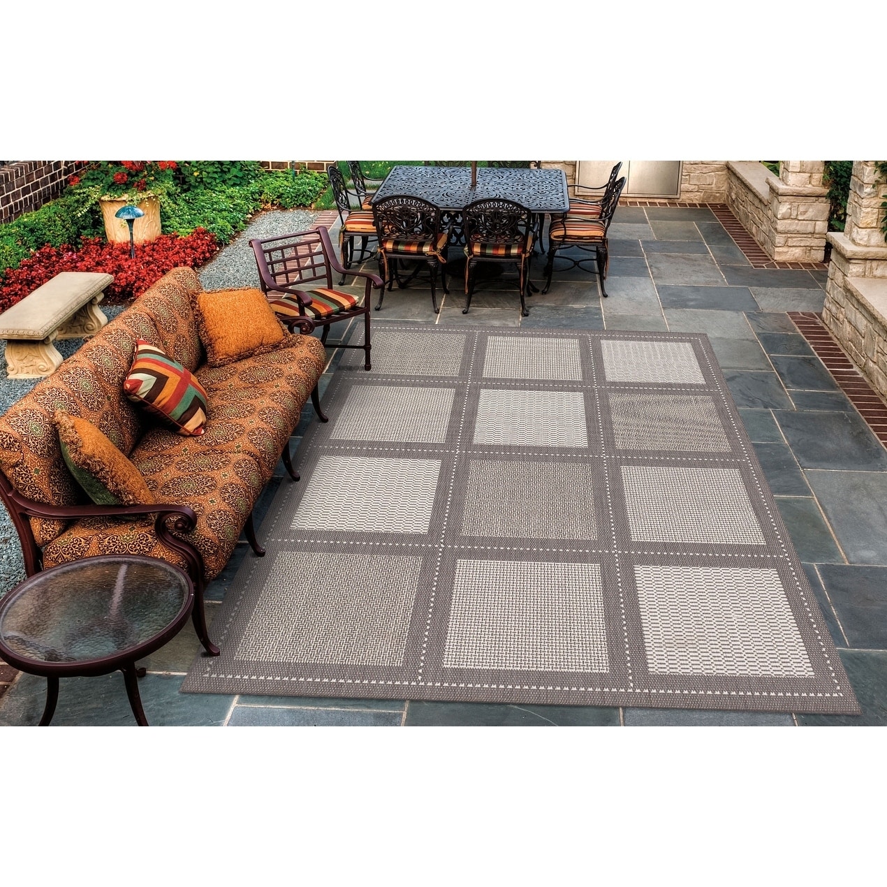 Recife Summit Grey and White Rug (76 x 109) Today $199.00
